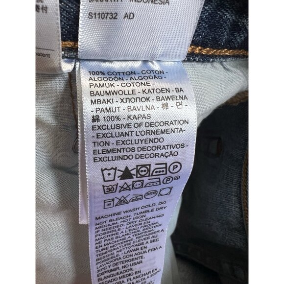 LEVI'S 501 ORIGINAL Womens Size 32 Distressed Denim Cut Off Shorts Raw Hem - Picture 11 of 11